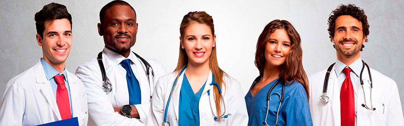 Dia do médico: conheça as vantagens da carreira médica